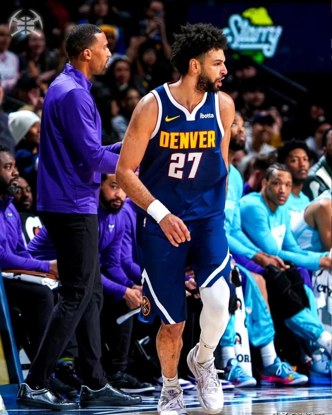 爱游戏-穆雷连续十场比赛得分超过表现优异，利物浦不断突破！