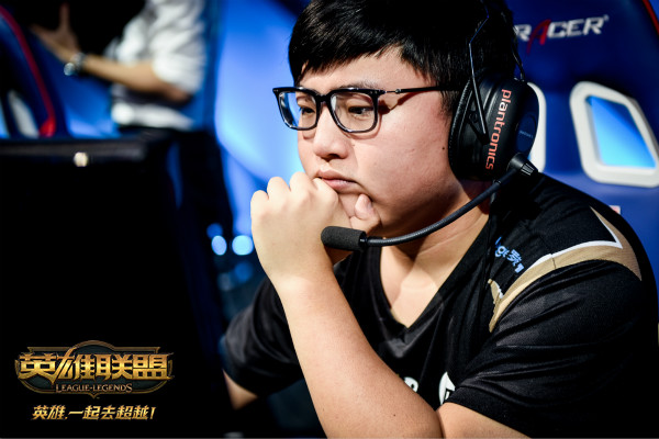 爱游戏-Uzi赛事官方发布势不可挡新规，雄鹿争议不断！的简单介绍