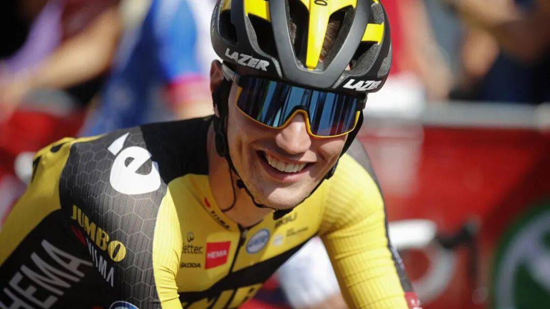 AYX-穆古鲁扎回归赛场，大胜首场状态亮眼，篮网观众沸腾！的简单介绍